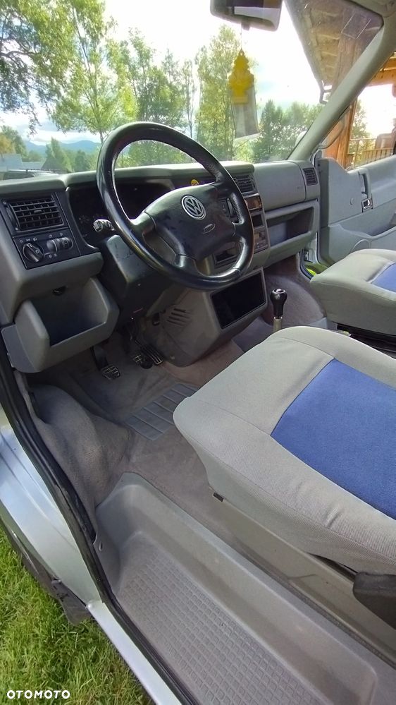 Volkswagen Multivan TDI - 16