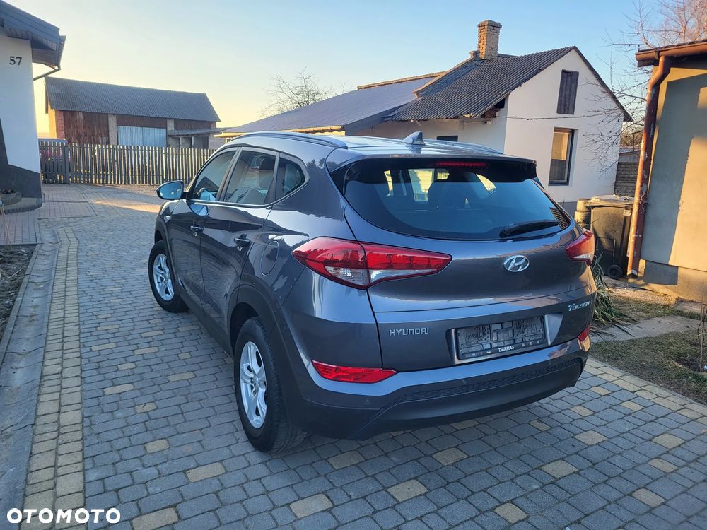 Hyundai Tucson 1.6 GDI BlueDrive Style 2WD - 15