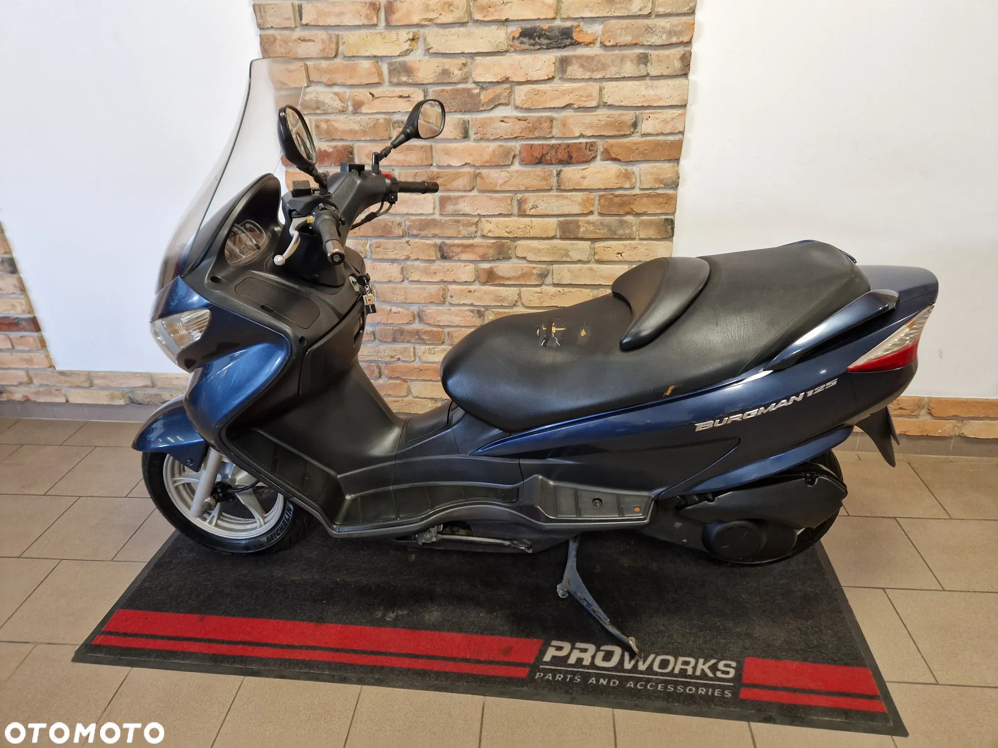 Suzuki Burgman - 6