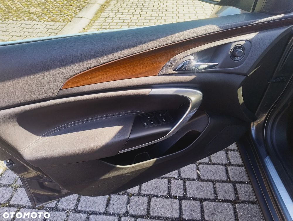 Opel Insignia 2.8 Turbo 4x4 Cosmo - 13