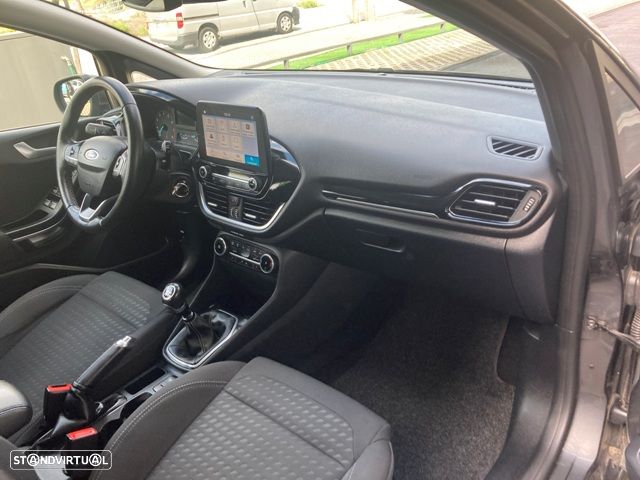 Ford Fiesta 1.0 EcoBoost Hybrid S&S TITANIUM - 30
