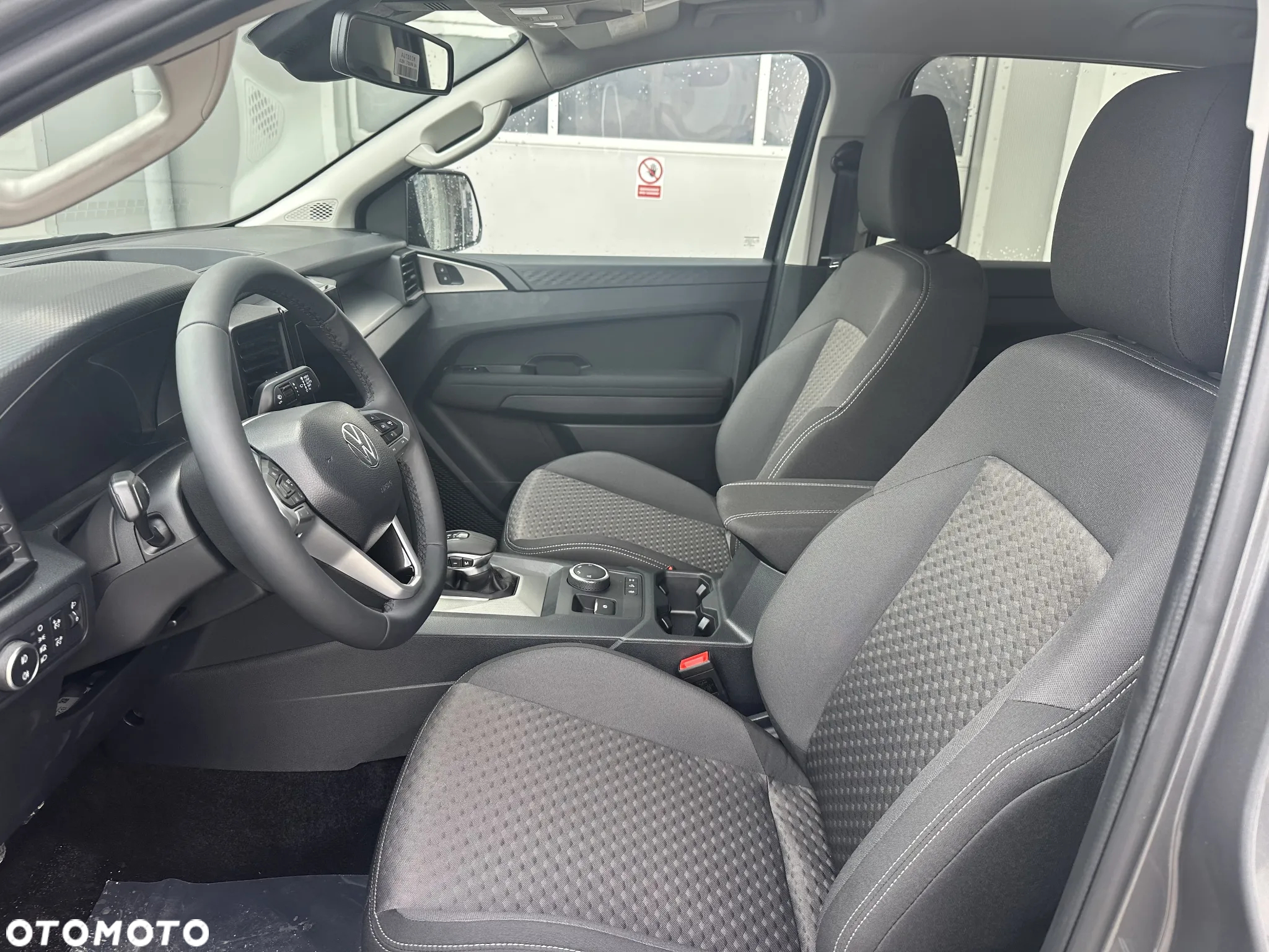 Volkswagen Amarok 2.0 TDI 4Mot Life - 7