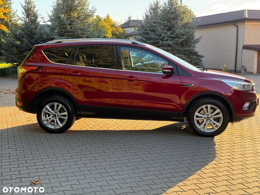 Ford Kuga 2.0 TDCi FWD Trend - 4