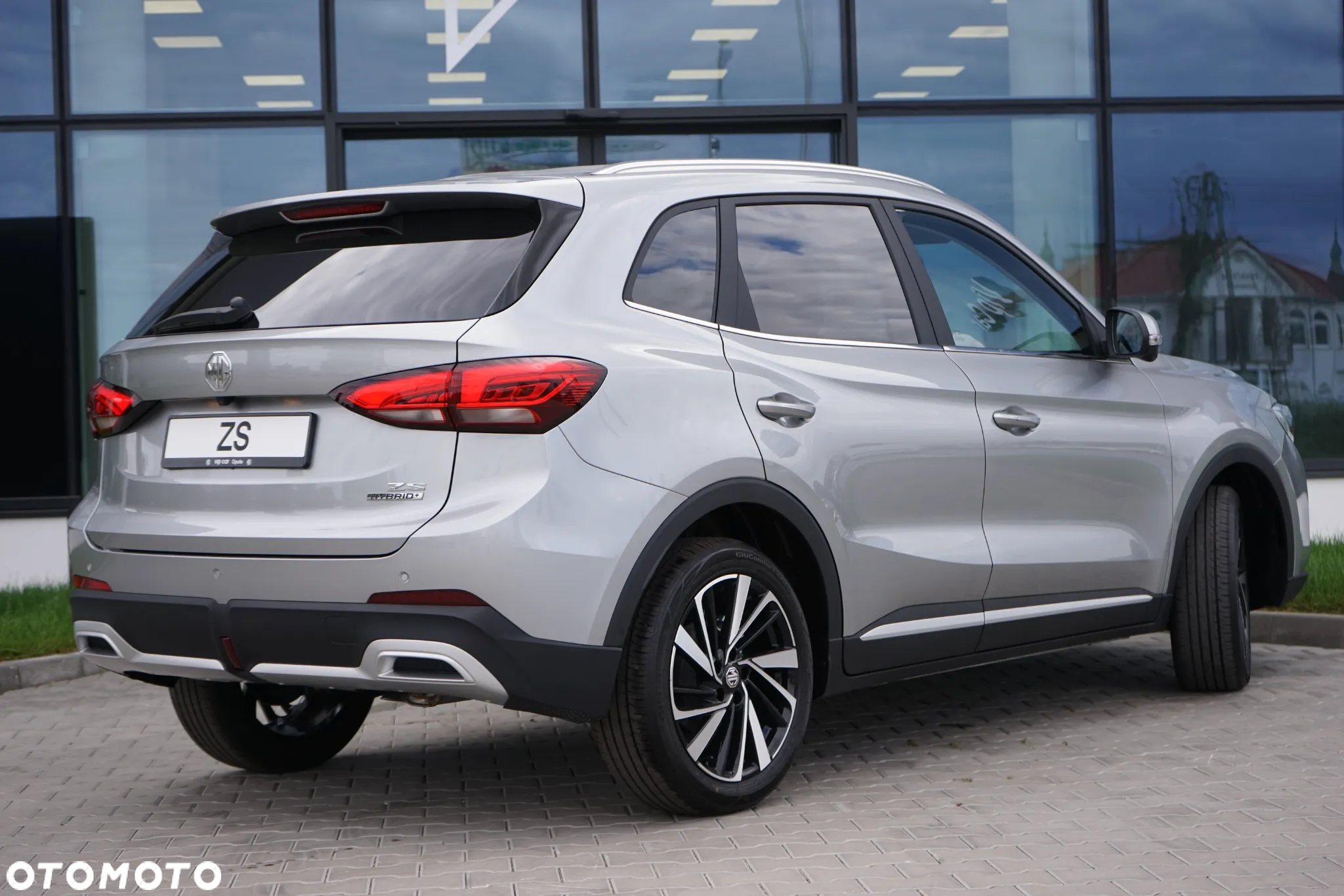 MG ZS 1.5 HEV+ Exclusive - 22