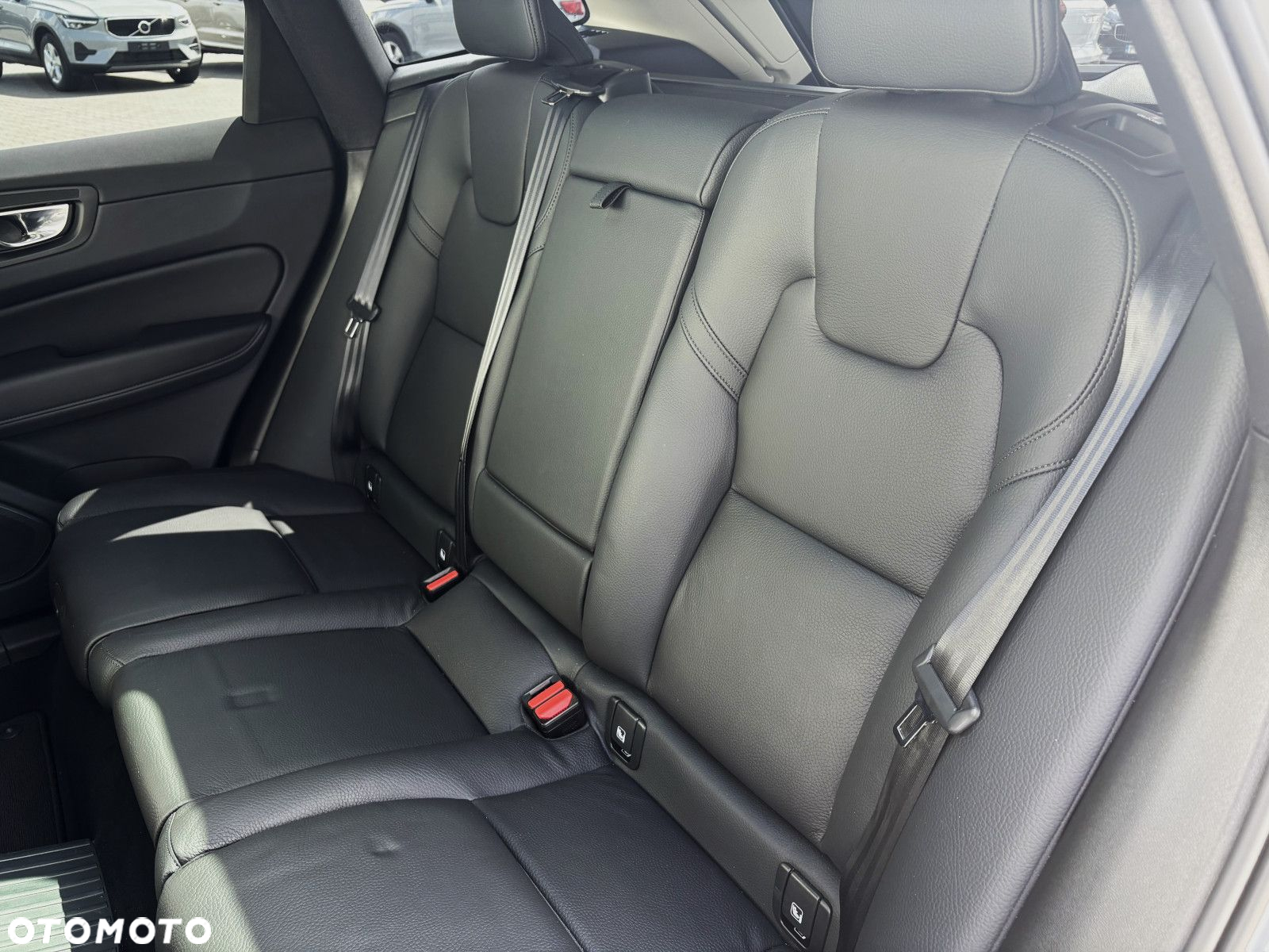 Volvo XC 60 - 25