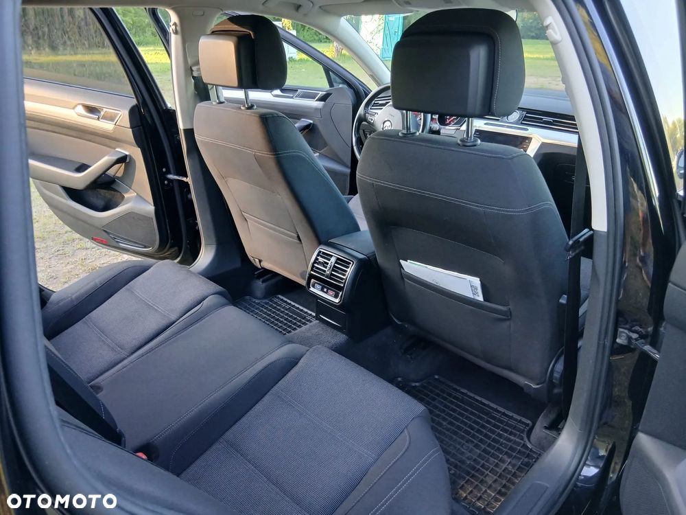 Volkswagen Passat 1.8 TSI BMT Comfortline DSG - 9