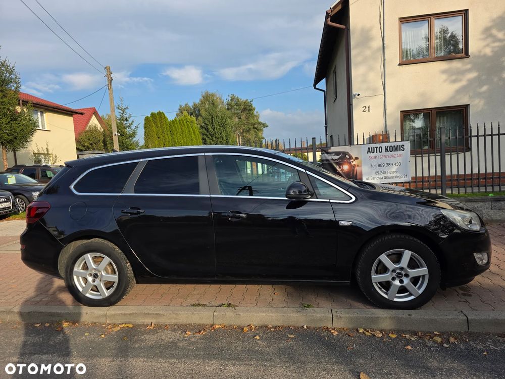 Opel Astra 2.0 CDTI DPF Cosmo - 5