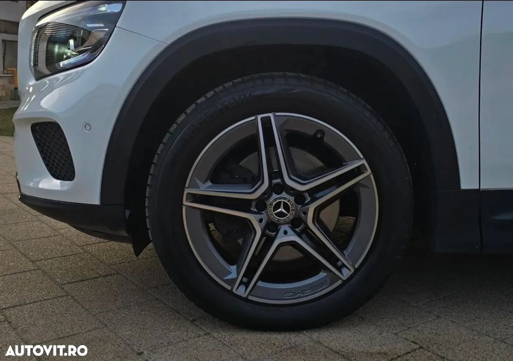 Mercedes-Benz GLB 220 d 4MATIC 8G-DCT AMG Line - 13