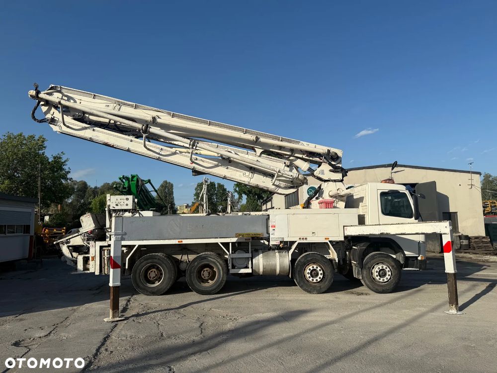 Volvo FM12 380 kM , Putzmaister M36 - 11