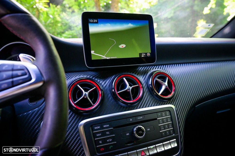 Mercedes-Benz A 45 AMG 4-Matic - 30