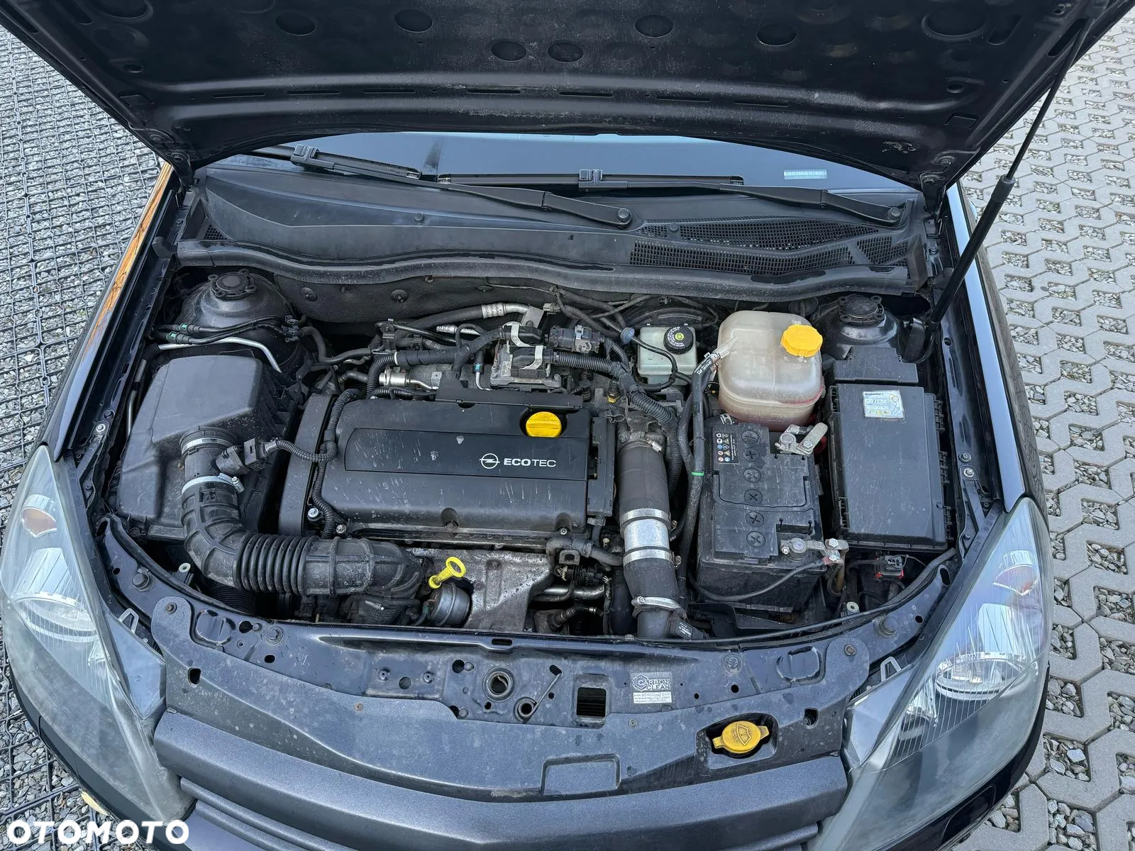 Opel Astra III GTC 1.6 T Sport - 8