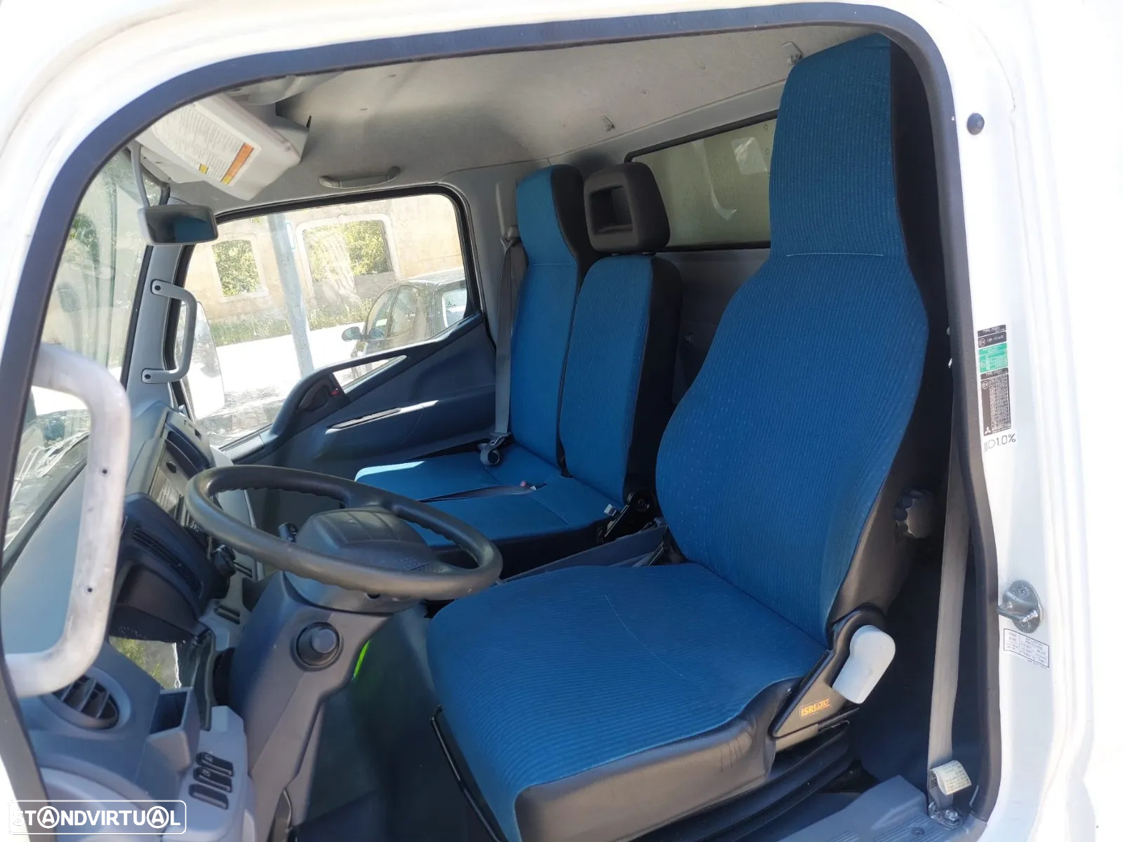 Mitsubishi Fuso Canter - 7