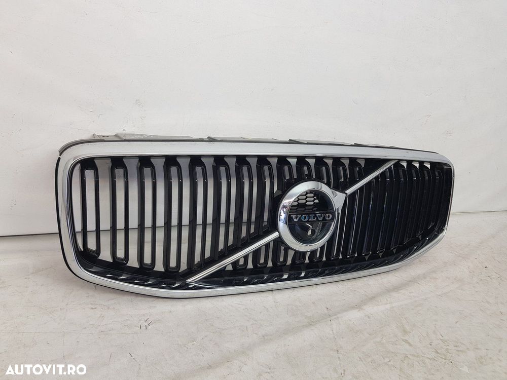 Grila radiator Volvo XC60 dupa 2017 - 3
