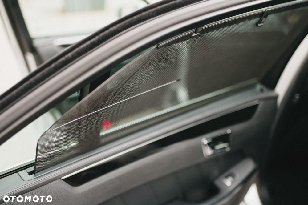 Mercedes-Benz Klasa E 63 AMG AMG Speedshift 7G-MCT - 26