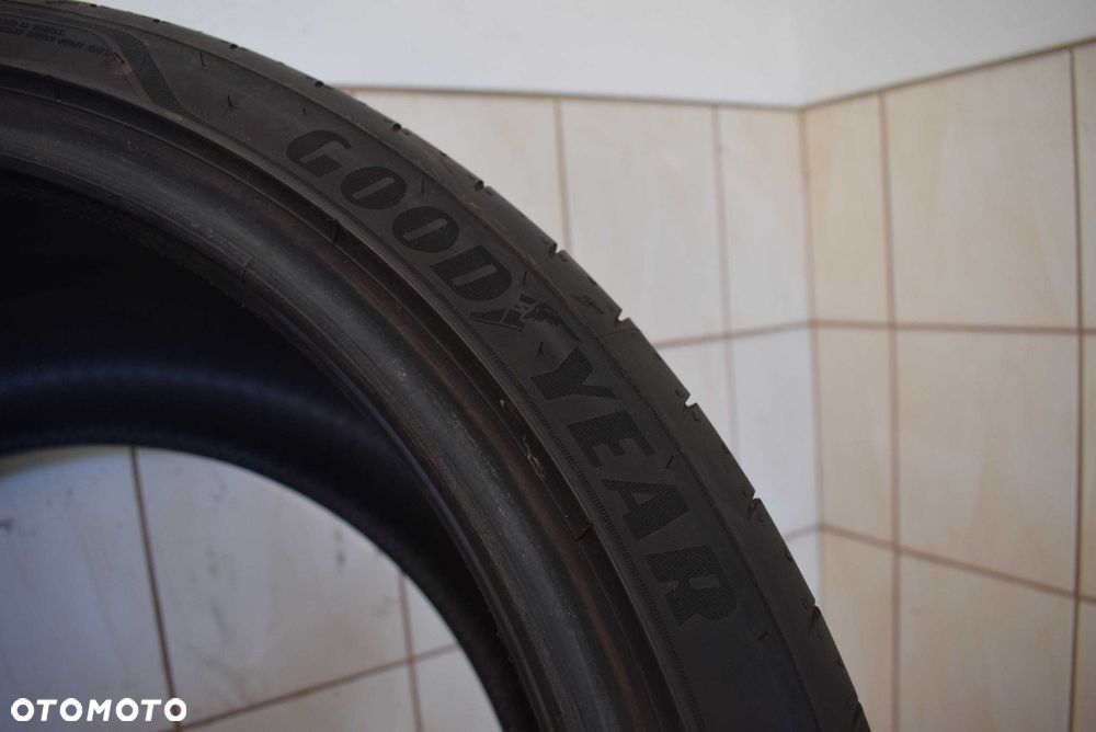 ZR21 305/30 Goodyear Eagle F1 Asymmetric 3 NA0 - 8