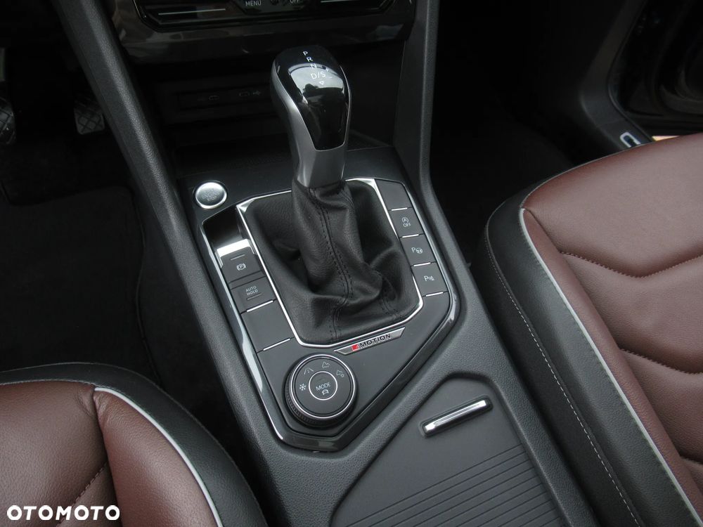 Volkswagen Tiguan 2.0 TSI 4Mot Elegance DSG - 18