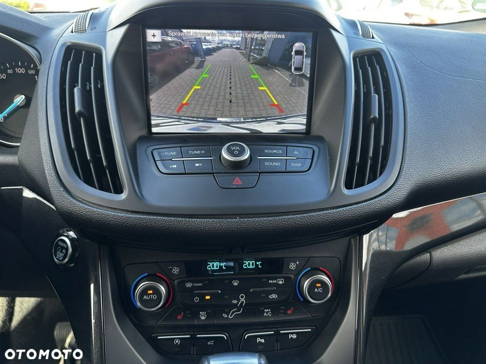 Ford Kuga 2.0 TDCi 4x4 Titanium - 26
