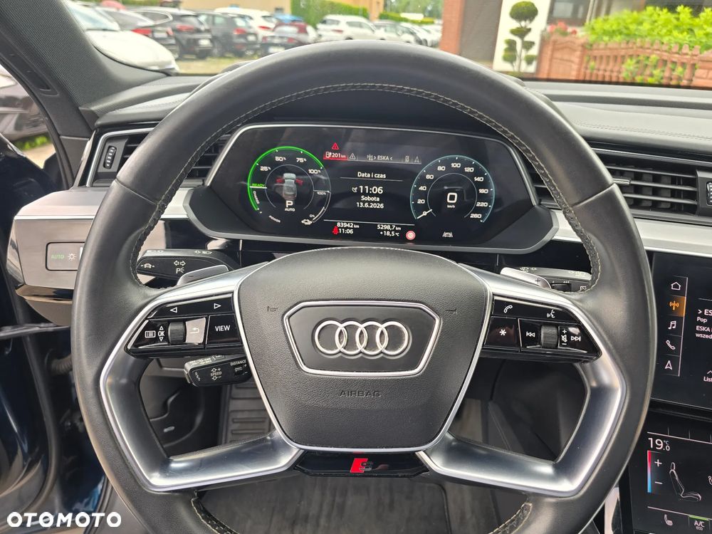 Audi e-tron - 28