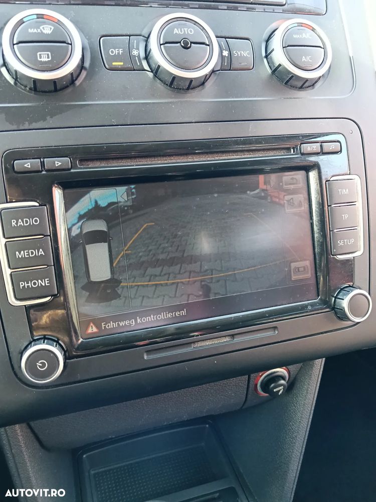 Volkswagen Touran 1.6 TDI DPF MATCH - 12