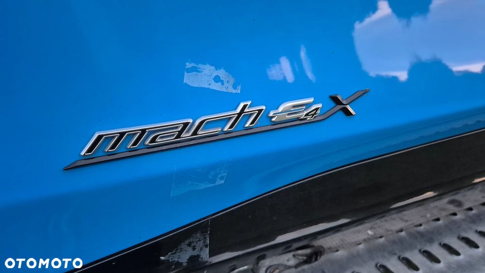 Ford Mustang Mach-E PREMIUM - 31