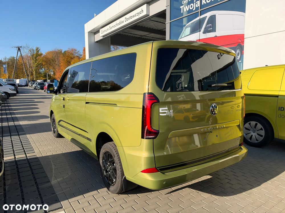 Volkswagen Caravelle - 8