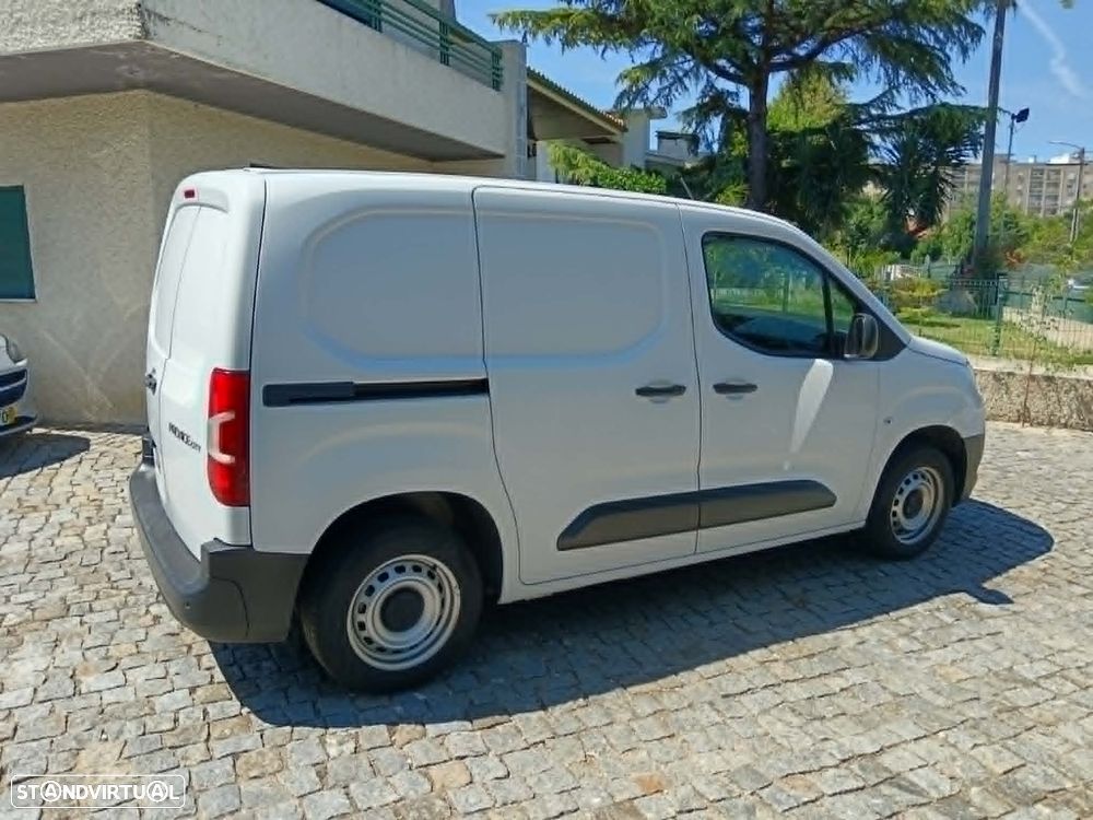 Toyota Proace City 1.5 D  3 LUGARES - 4