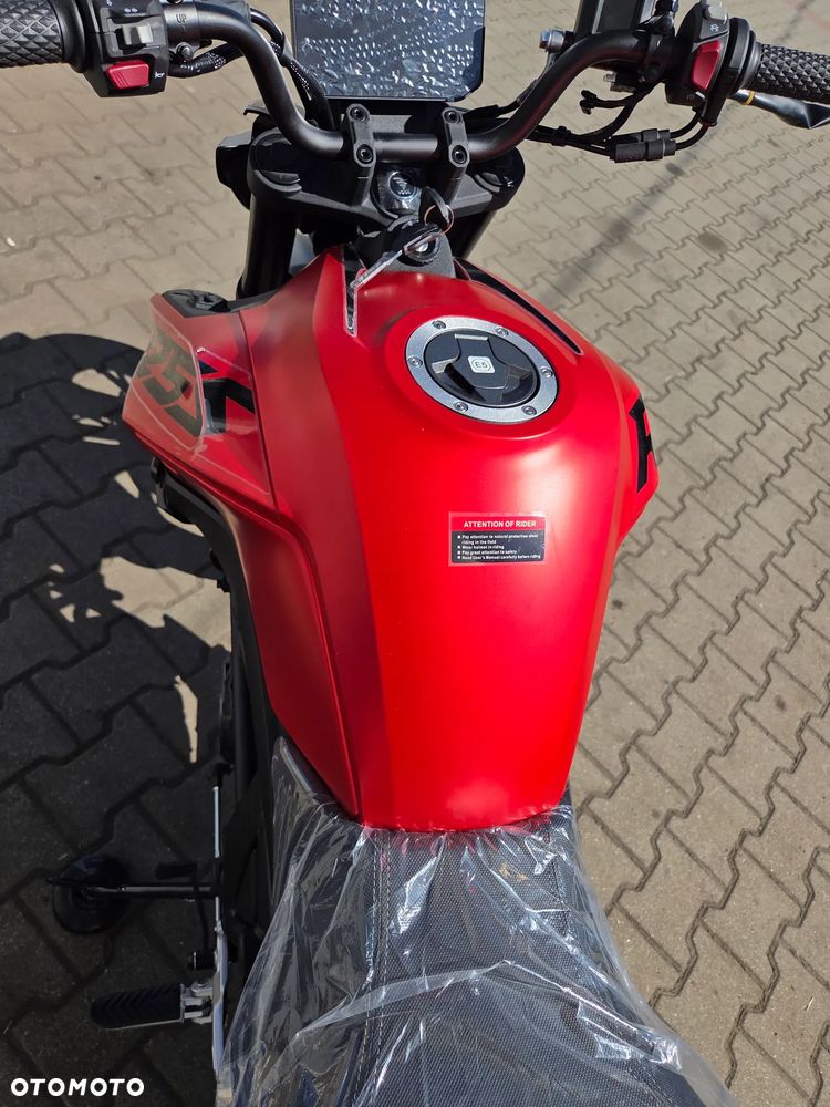 VOGE R125S - 14