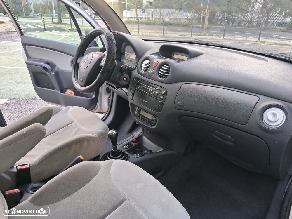 Citroën C3 1.4 HDi Exclusive - 4