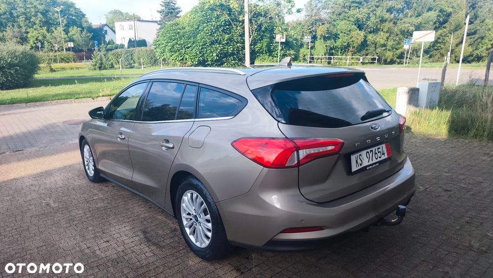 Ford Focus 2.0 EcoBlue Titanium - 19