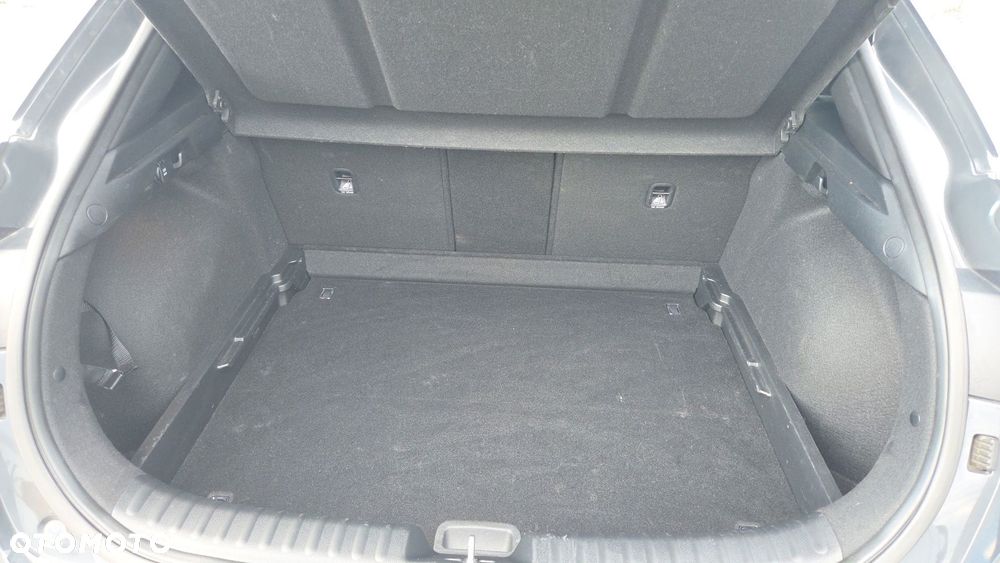 Kia XCeed 1.5 T-GDI L DCT - 11