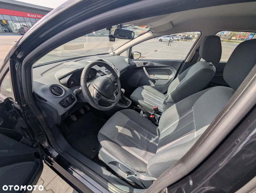 Ford Fiesta 1.25 Trend - 12