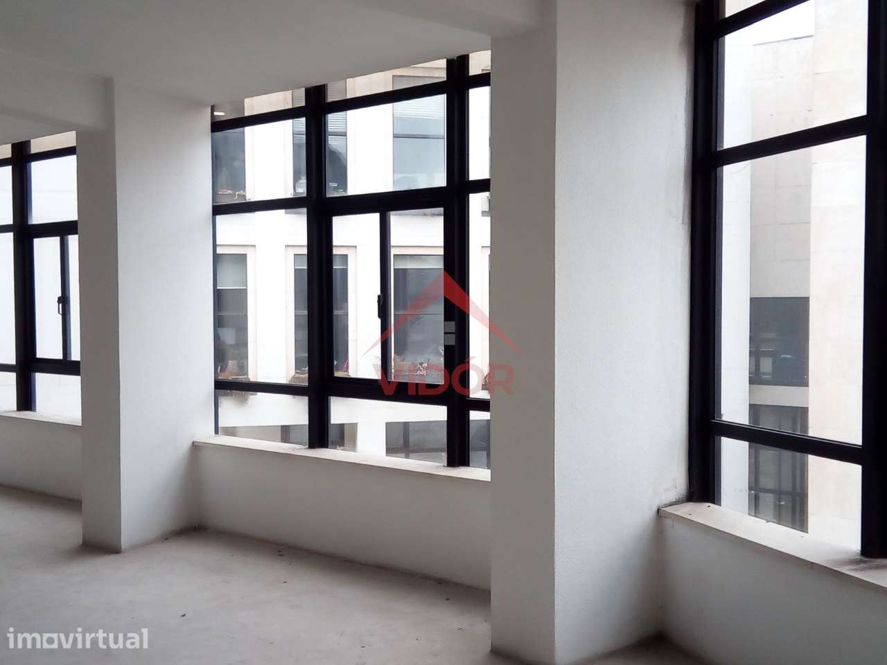 Escritório 83m² na Praça do Município - Águeda - Grande imagem: 4/7