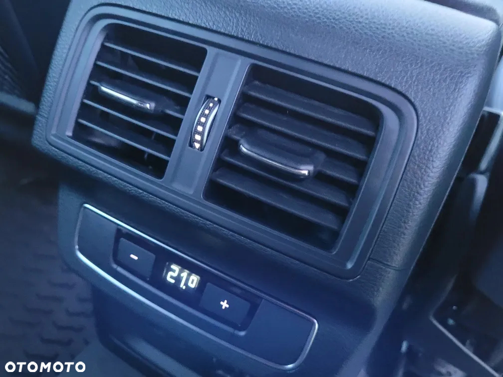 Audi Q5 40 TDI quattro S tronic S line - 16