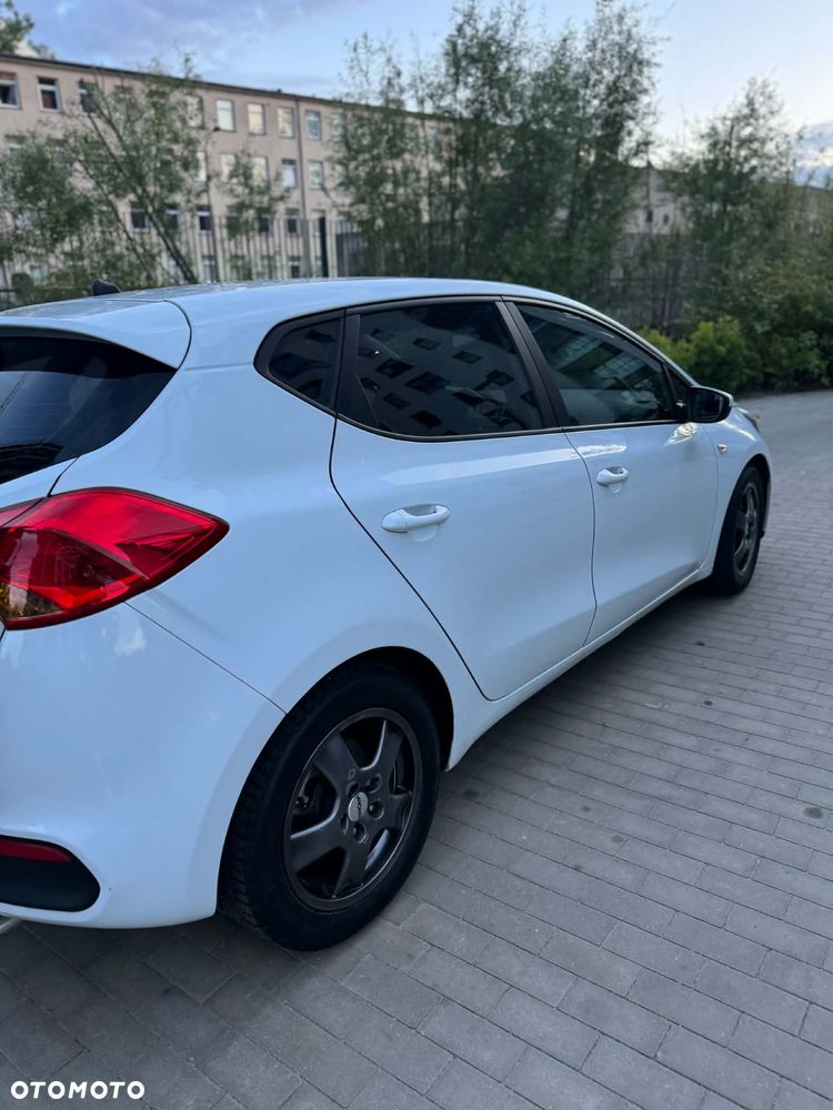 Kia Ceed 1.4 CRDi M - 3