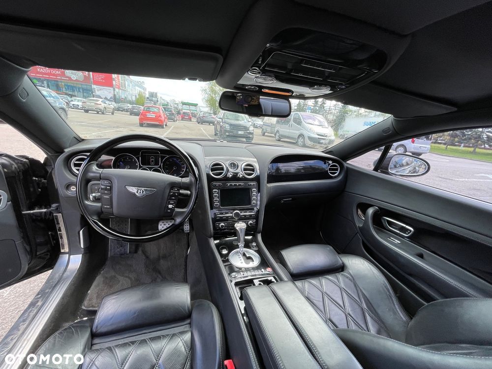 Bentley Continental GT Standard - 9