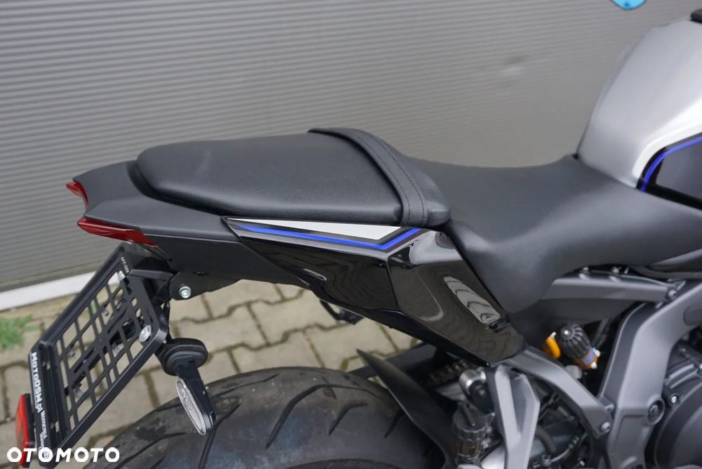 Yamaha MT - 5