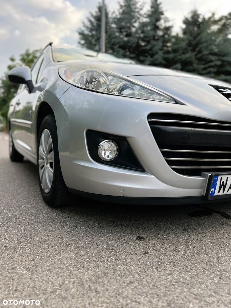 Peugeot 207 - 28