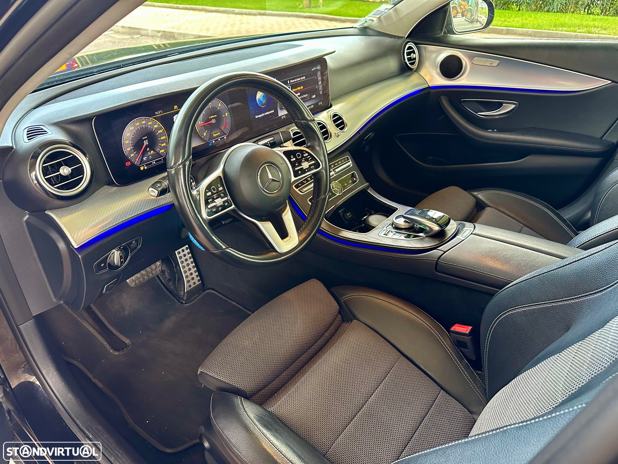 Mercedes-Benz E 200 d Exclusive - 8