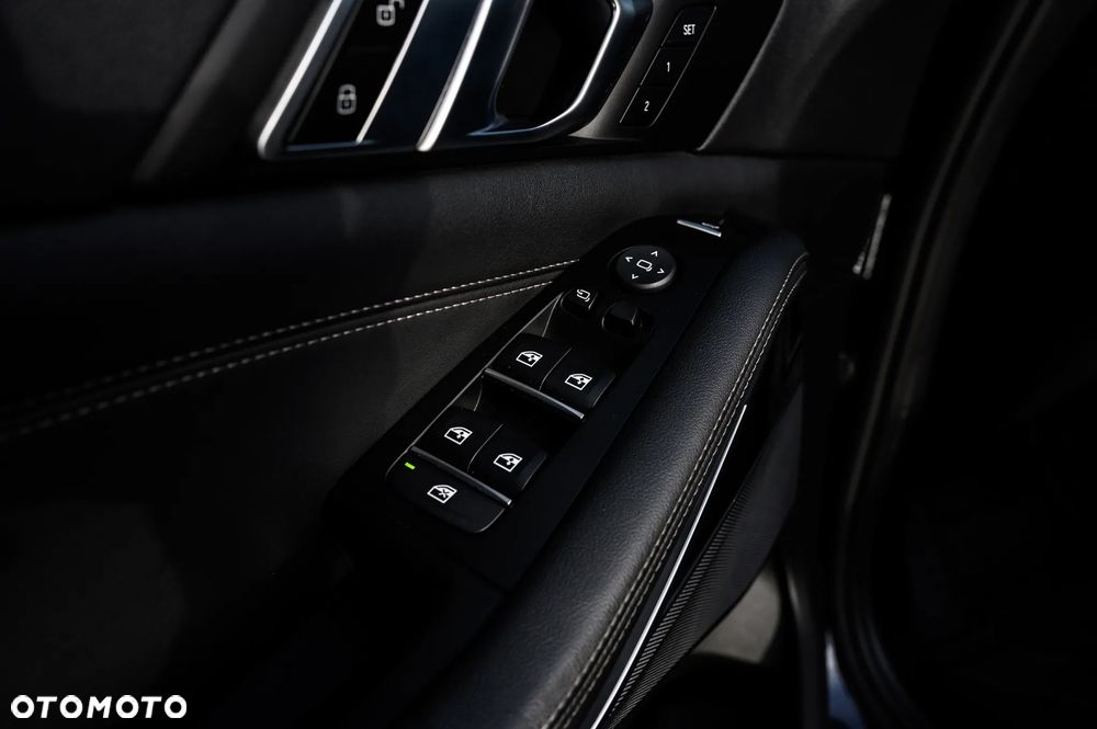 BMW X5 - 12