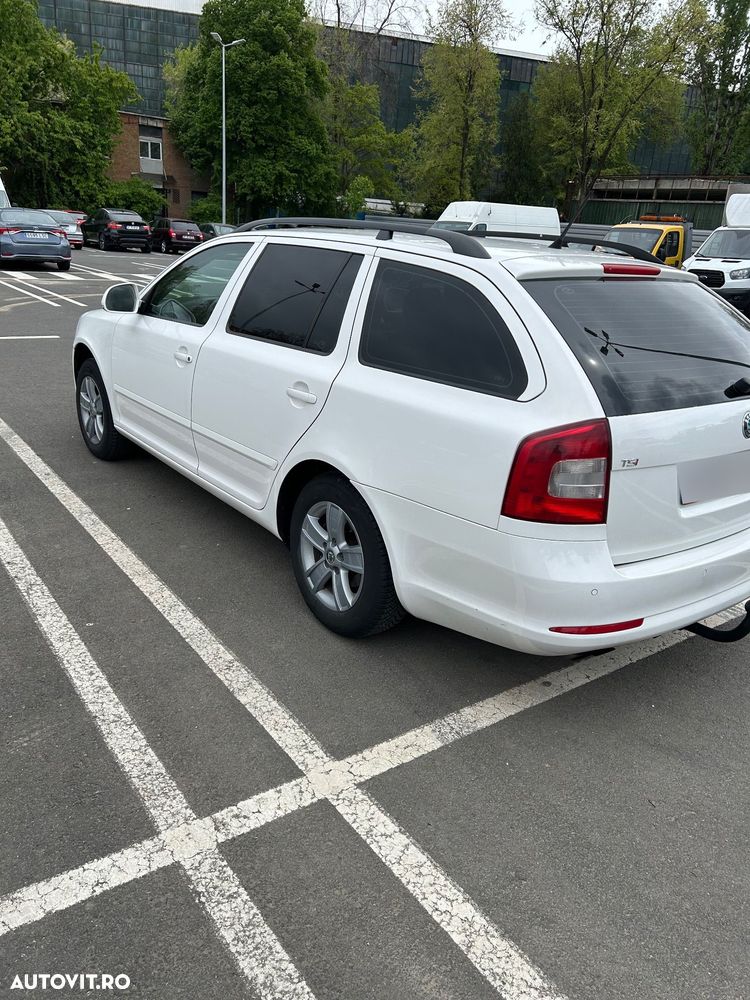Skoda Octavia 1.8 Elegance TSI DSG - 4