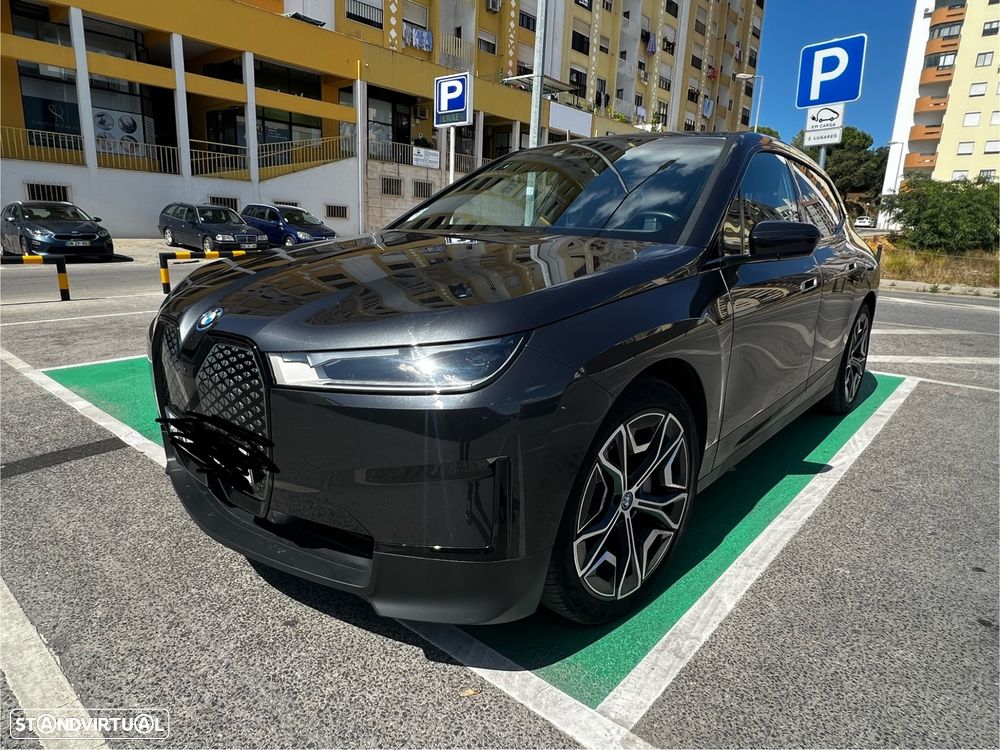 BMW iX xDrive 40 - 7