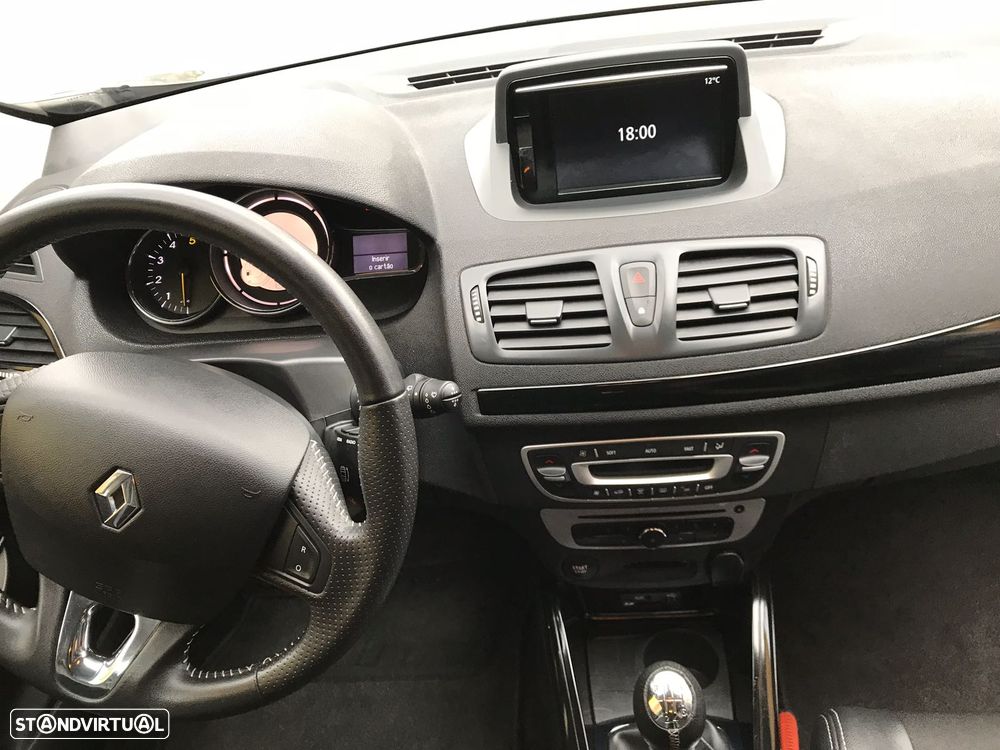 Renault Mégane ENERGY dCi 110 Start & Stop Bose Edition - 16