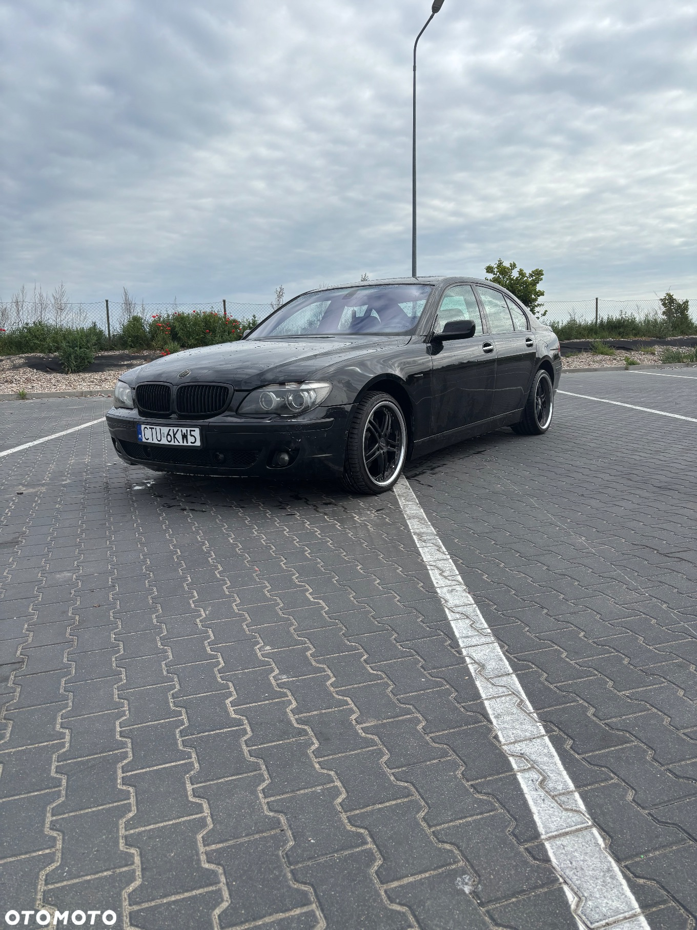 BMW Seria 7 750i - 2