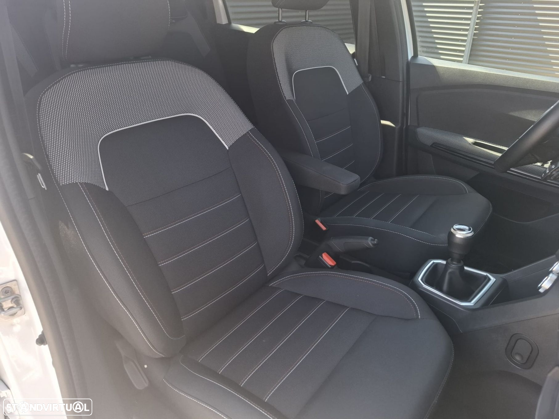 Dacia Jogger 1.0 ECO-G Extreme 7L Bi-Fuel - 26