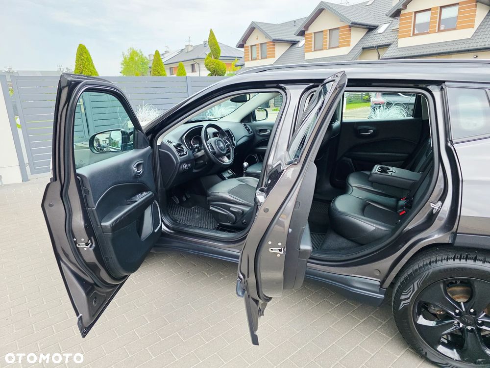 Jeep Compass 1.4 TMair Night Eagle FWD S&S - 14