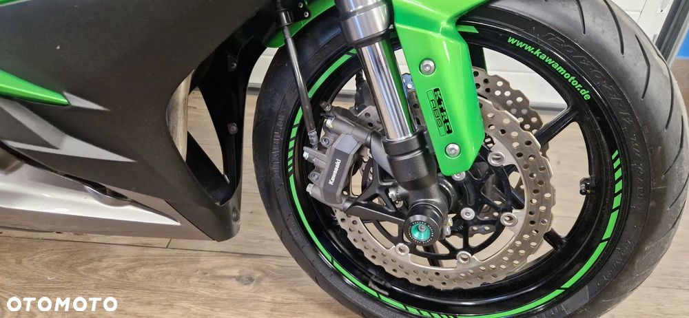 Kawasaki Ninja 1000 SX - 16