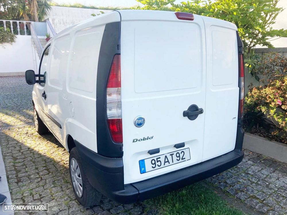 Fiat Doblo 1.9 JTD HLX - 3