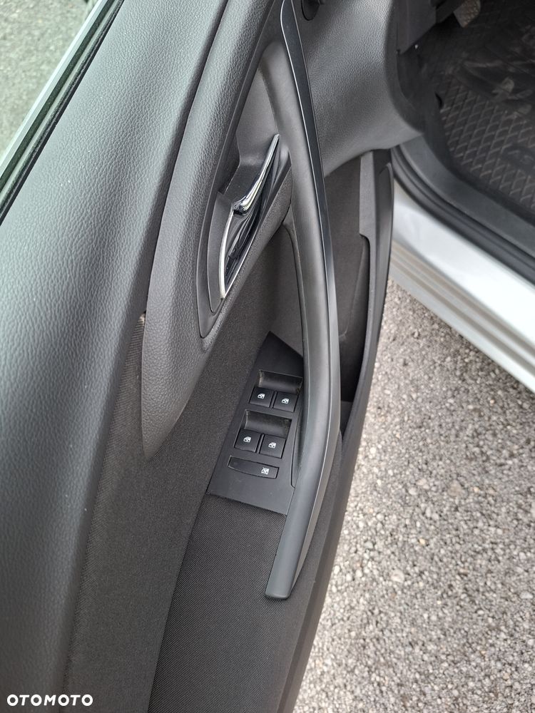Opel Astra 1.4 Turbo ecoFLEX Start/Stop Innovation - 11