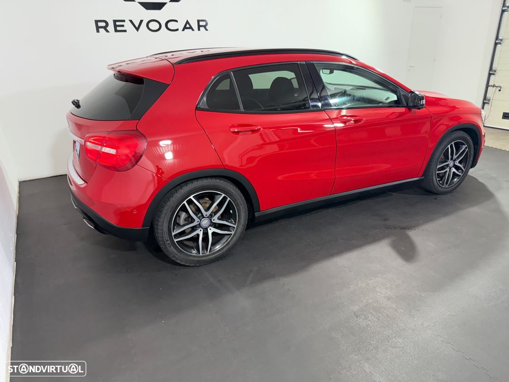 Mercedes-Benz GLA 180 d AMG Line - 7