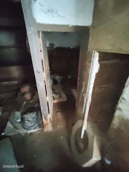 Vende-se Casa Antiga - Grande imagem: 4/8